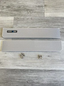 Vizio TV VX32L HDTV10A Parte contenitore altoparlante con viti - Foto 1 di 2