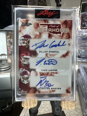 2022 Leaf Pride Of Oklahoma Dillon Gabriel/Theo Wease/Jovantae Barnes /231 - Image 1 of 2