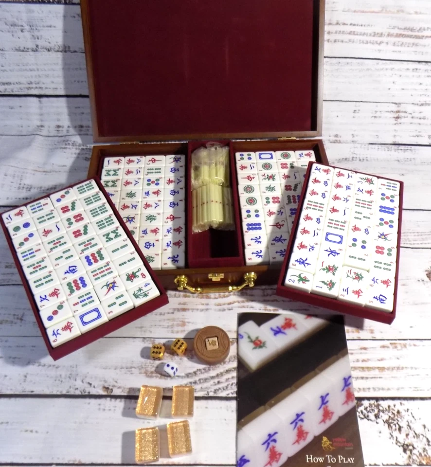 Classic Chinese Mahjong Game Set CHAMPAGNE GOLD - with 148 Medium Size Tiles VG - Image 1 of 4