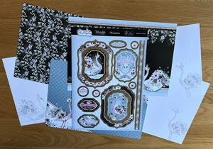 Hunkydory Floral Elegance-Queen for a Day Kartenset inkl. 3 Einlagen & 1 Papier - Bild 1 von 5