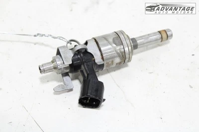Subaru Legacy 2020-2025 motor de gasolina 2,5 L H4 inyector de combustible derecho OEM Foto 1 de 4