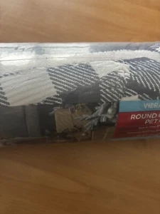 Vibrant Life Black and White Plaid Round Cuddler Pet Bed Small 19" x 6" NIB - Picture 1 of 4