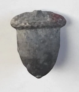 1928 DOWST Vintage Premium Cracker Jack Preis Spielzeug Eichel Ohrstecker oder Ansteckknopf - Bild 1 von 2