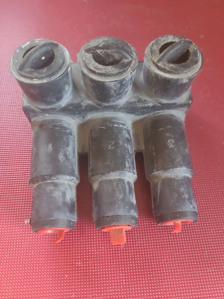 * CMC SSBC-350-3L Submersible Connector below grade 350 MCM - Image 1 of 1