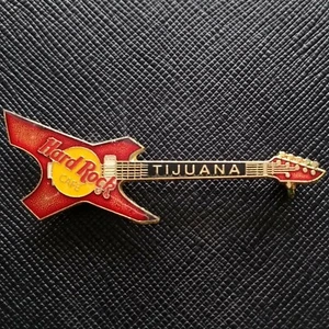 TIJUANA MEXICO ☑️Hard Rock CAFE®HRC PIN🎸1990s RED CLASSIC VINTAGE KILLER GUITAR - Picture 1 of 3