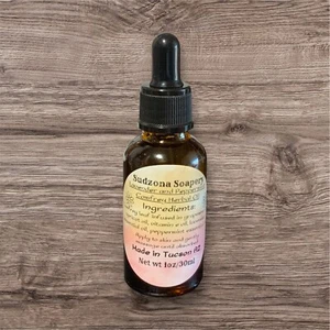 Comfrey Infused Body Oil Vitamin E Peppermint Lavender 1oz Dropper Bottle Vegan - Picture 1 of 3