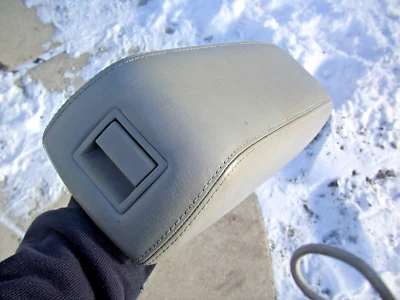 Cadillac Eldorado Sevilla 1992-1996 consola central gris OEM consola tapa reposabrazos Foto 1 de 4