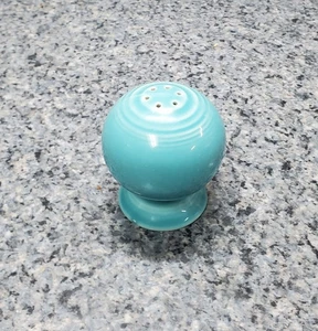 Fiesta Turquoise Replacement 6 hole Bulb Salt/Pepper Shaker EUC - Picture 1 of 5