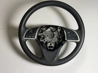 Volante conductor Mitsubishi Mirage 2018-2023 con interruptor de control de crucero OEM. Foto 1 de 4