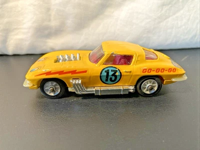 VINTAGE CORGI TOYS 337 CHEVROLET CORVETTE STINGRAY CUSTOM  1967 - Image 1 of 4