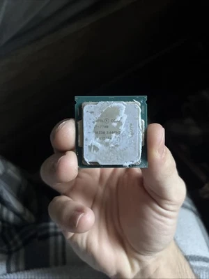 Procesador Intel de escritorio I7 7700 Foto 1 de 2