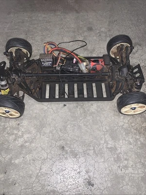 Team Associated tC3 rc Car Electric W/HPI Parts - Image 1 of 4