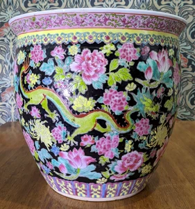 Chinesische Famille Noire Porzellan Drache Jardiniere Übertopf Fischschale 20. Jh. - Bild 1 von 10