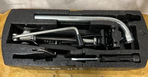 2010-2014 VW Volkswagen Jetta Emergency Jack Kit + Foam Holder 1K0011031C RB1 - Picture 1 of 10