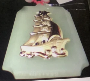 Ein schöner chinesischer geschnitzter natürlicher Jadeit (HeTian) Halskette Anhänger neu  - Bild 1 von 6