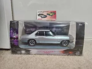1:24 DDA Holden HQ GTS Monaro Sedan Silver / Black Stripes Light-Up - Picture 1 of 3