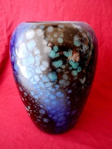 VASE VINTAGE SCHEURICH POMMELE DANS DES TONS DE BLEUS ET DE NOIR HAUTEUR 20.5CM - Picture 1 of 7