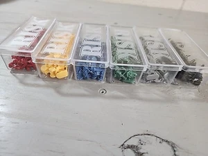 2008 Risk Board Game Replacement Approx 400 Pieces 6 Colors Army Troops Cannons - Picture 1 of 4