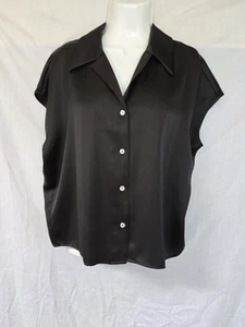 Rachel Zoe Silky Blouse Top MEDIUM Black Button Womens Pockets Short Sleeve NWOT - Bild 1 von 7