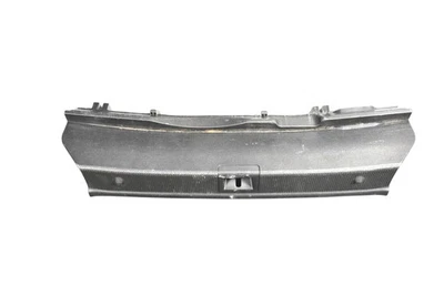 08-14 Mercedes C300 C350 Cierre Trasero Maletero Tapa Borde Negro A2046900825 Fabricante Original Foto 1 de 4