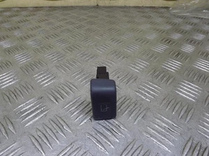 Land Rover Freelander Rear Wiper Control Switch YUG102230KML Mk1 1998-2002D - Picture 1 of 5