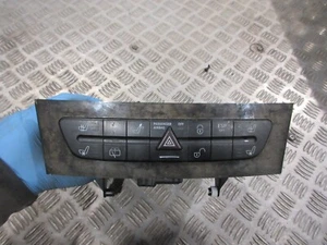 2002 MERCEDES E CLASS W211 CDI Avantgarde 4DR CD CHANGER A2116800552 - Picture 1 of 3