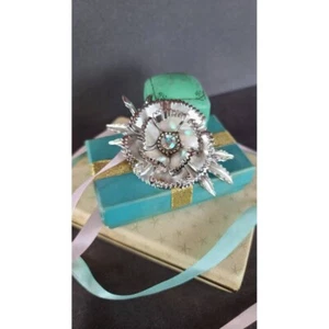 Large Silver Flower Statement Brooch - Picture 1 of 10