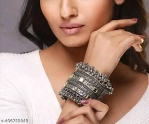 Indian Ghungroo Openable Silver Bracelet German Silver Oxidized Trending Jewelry - Picture 1 of 4