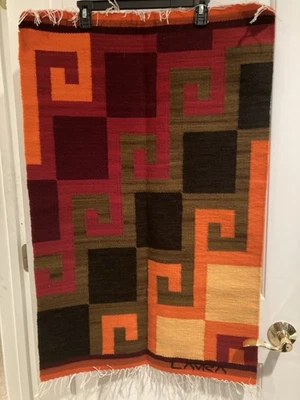 Alfombra tapiz de lana tejida a mano para colgar en la pared decoración geométrica audaz Foto 1 de 4