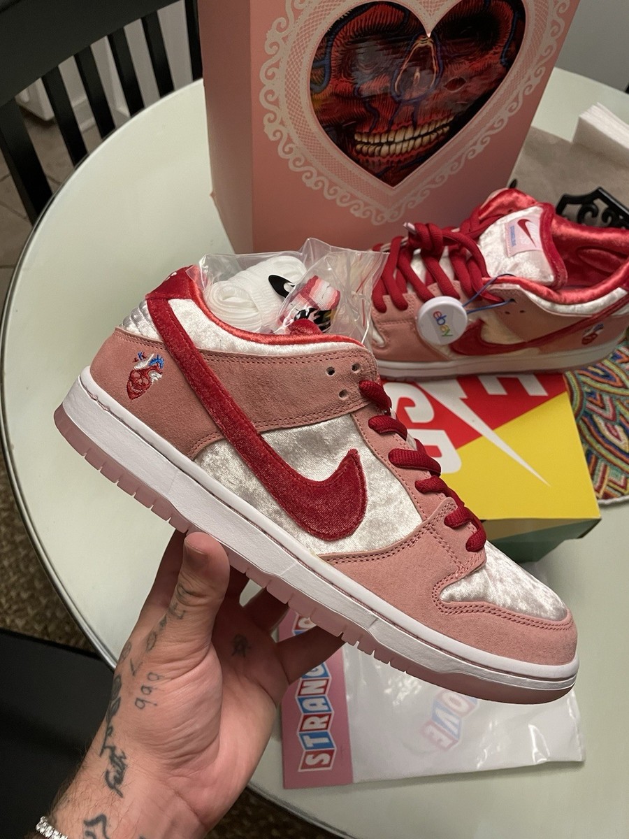 Nike StrangeLove x Dunk SB Special Box Low Valentine's Day