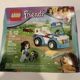 LEGO FRIENDS: Vet Ambulance (41086) Shelf Wear Ec57