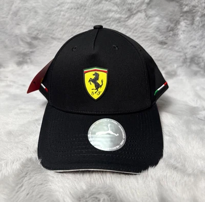 Gorra Puma Scuderia Ferrari Logo Clásico Ajustable Negra Correa Trasera Foto 1 de 4