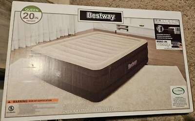 Bestway 20-in Queen Size Air Mattress with Built-in AutoPump - Image 1 of 2