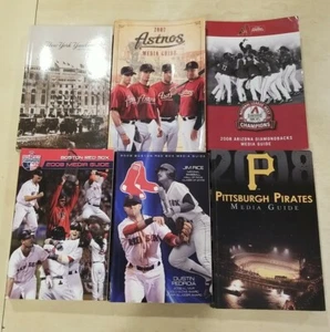 LOT of 6 Media Guides ASTROS, RED SOX, YANKEES, DBACKS, PIRATES MLB Baseball - Picture 1 of 8