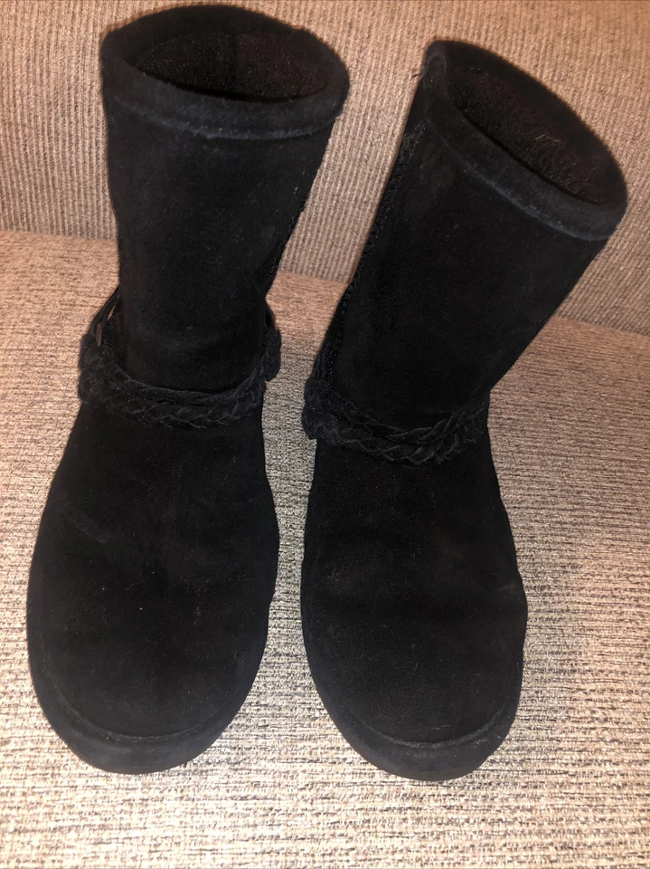 Bota para niños Bearpaw Bota juvenil Gamuza Talla 2 100 % auténtica usada en excelente estado gamuza negra Foto 1 de 4