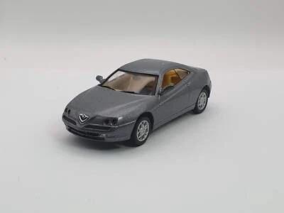 Alfa Romeo GTV 916 Coupé Solido 1/43 - Immagine 1 di 4