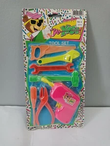 YOGI BEAR Tool Set Sealed Toy 1991 Harmony Hanna Barbera Vintage - Picture 1 of 2