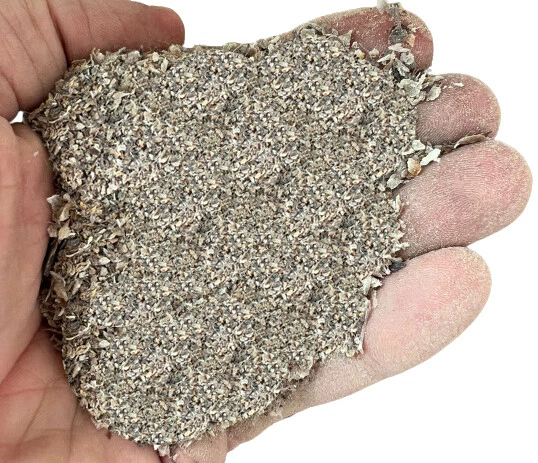 CORNUNGHIA FINE E MEDIA SACCO KG.25 CONCIME NATURALE PER ORTO GIARDINO E ROSE - Immagine 1 di 1