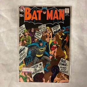 Batman #214 - August 1969 / DC comics - Picture 1 of 3