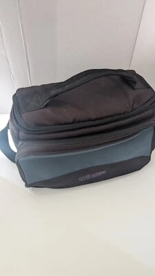 Vintage Case Logic Padded Camera Bag Black w/ Shoulder Strap & Pocket – Classic - Image 1 of 3