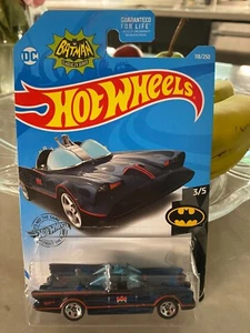 2019 Hot Wheels Batmobile 3/5 Batman Classic TV Series Blue Flames Car 118/250 - Picture 1 of 1