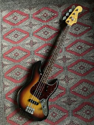 Vintage Fender Jazz Bass 83 Fullerton 62 AVRI - Image 1 of 4