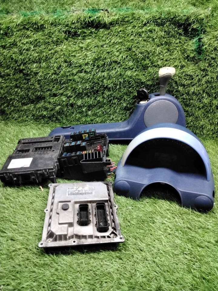 KIT CHIAVI CENTRALINA MOTORE PER SMART Fortwo Coupé (W450) 0011868V011 Diesel 8 - Immagine 1 di 4