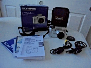 Olympus CAMEDIA C-740 Ultra Zoom 3.2MP Digital Camera - Silver - Picture 1 of 11