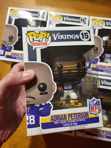 Funko Pop Football NFL Vikings ADRIAN PETERSON #15 LESEN - Bild 1 von 21