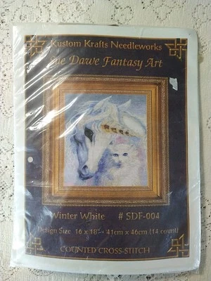 Kustom Krafts Invierno Blanco Contado Punto de Cruz Patrón Sue Dawe Fantasía Unicornio Foto 1 de 3