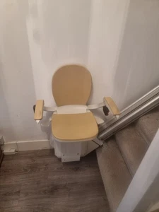 stair lift straight used - Picture 1 of 3