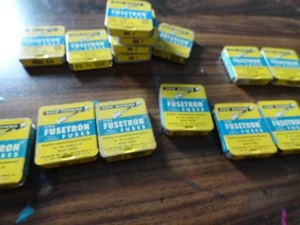 Five Fusetron Bussmann fuses MDL1/8,1/2,1,1 1/2,2,2 1/2,3,N4/10,N1/4,15,7/10 - Picture 1 of 24