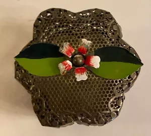 Vintage Metal Trinket Box Floral Shaped Mesh w/ Metal Flower Top - Picture 1 of 4