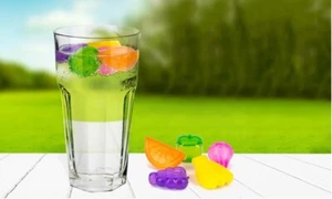 Reusable Fruit Ice Cube 40/60 Pieces Cool your Summer Time Drinks - Picture 1 of 10